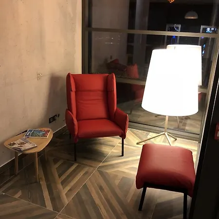 Ibis Budget Annecy Sud-poisy 2*