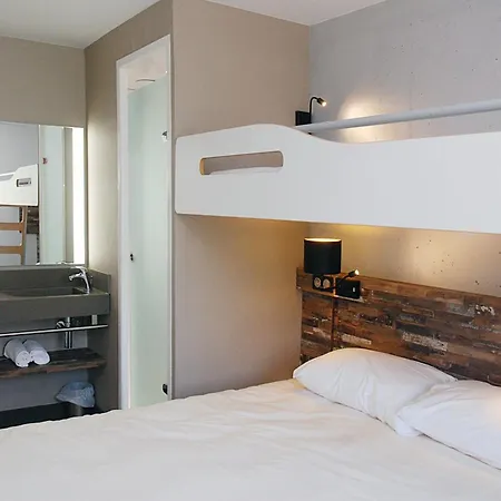 Ibis Budget Annecy Sud-poisy 2*